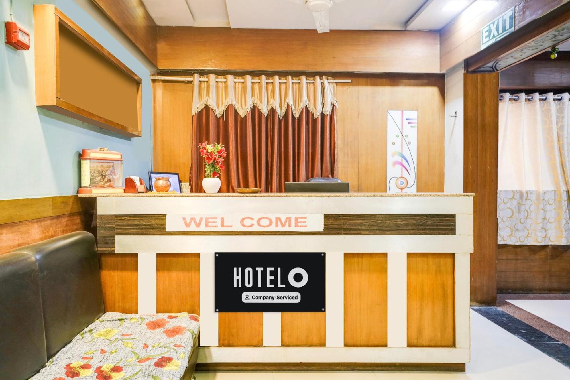 Hotel O Vanya Palace Ahmedabad Extérieur photo