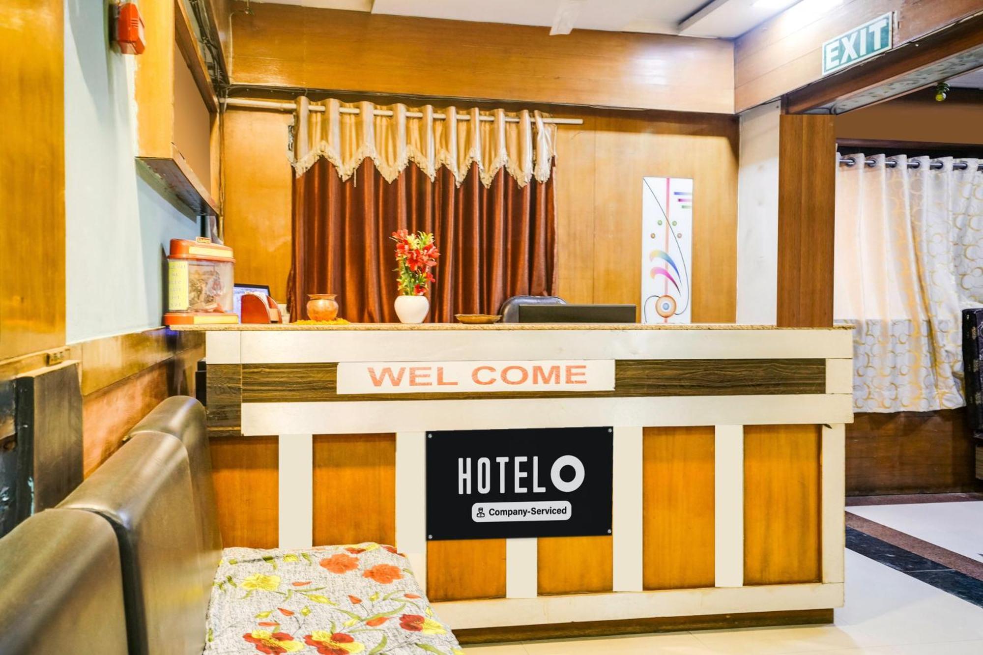 Hotel O Vanya Palace Ahmedabad Extérieur photo